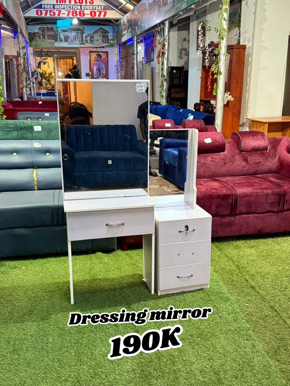 Dressing mirror